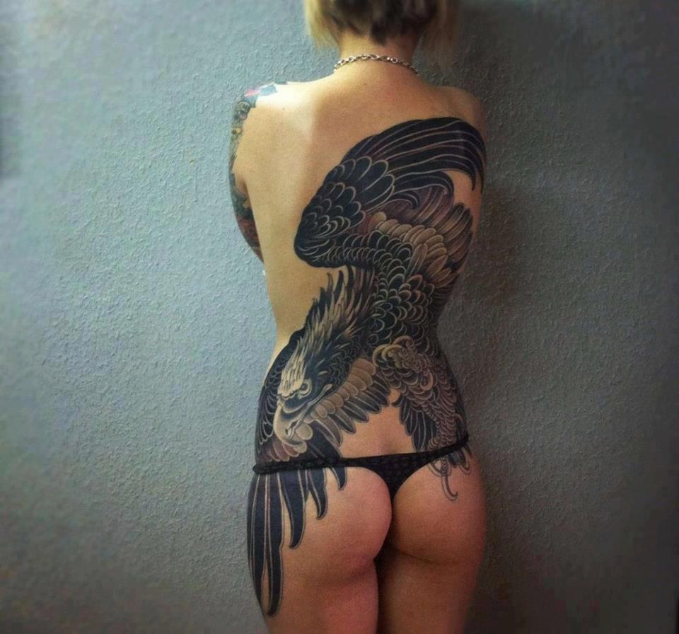 seksowne kobiety tatuaze 1