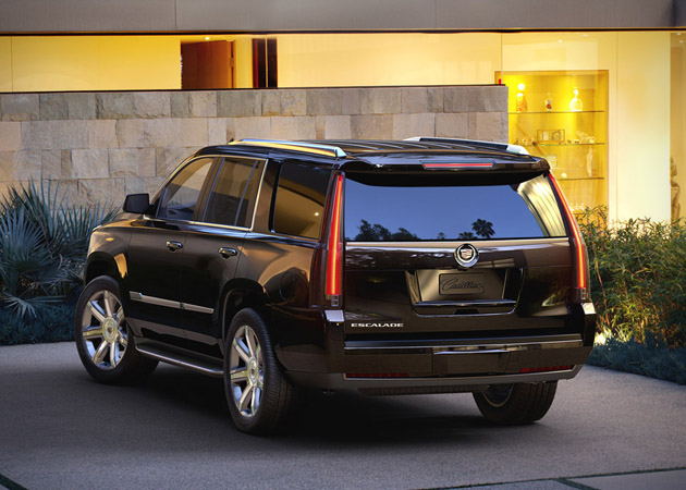 2015-Cadillac-Escalade-2