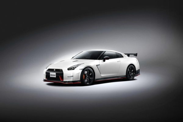 Nissan-GT-R-Nismo-1