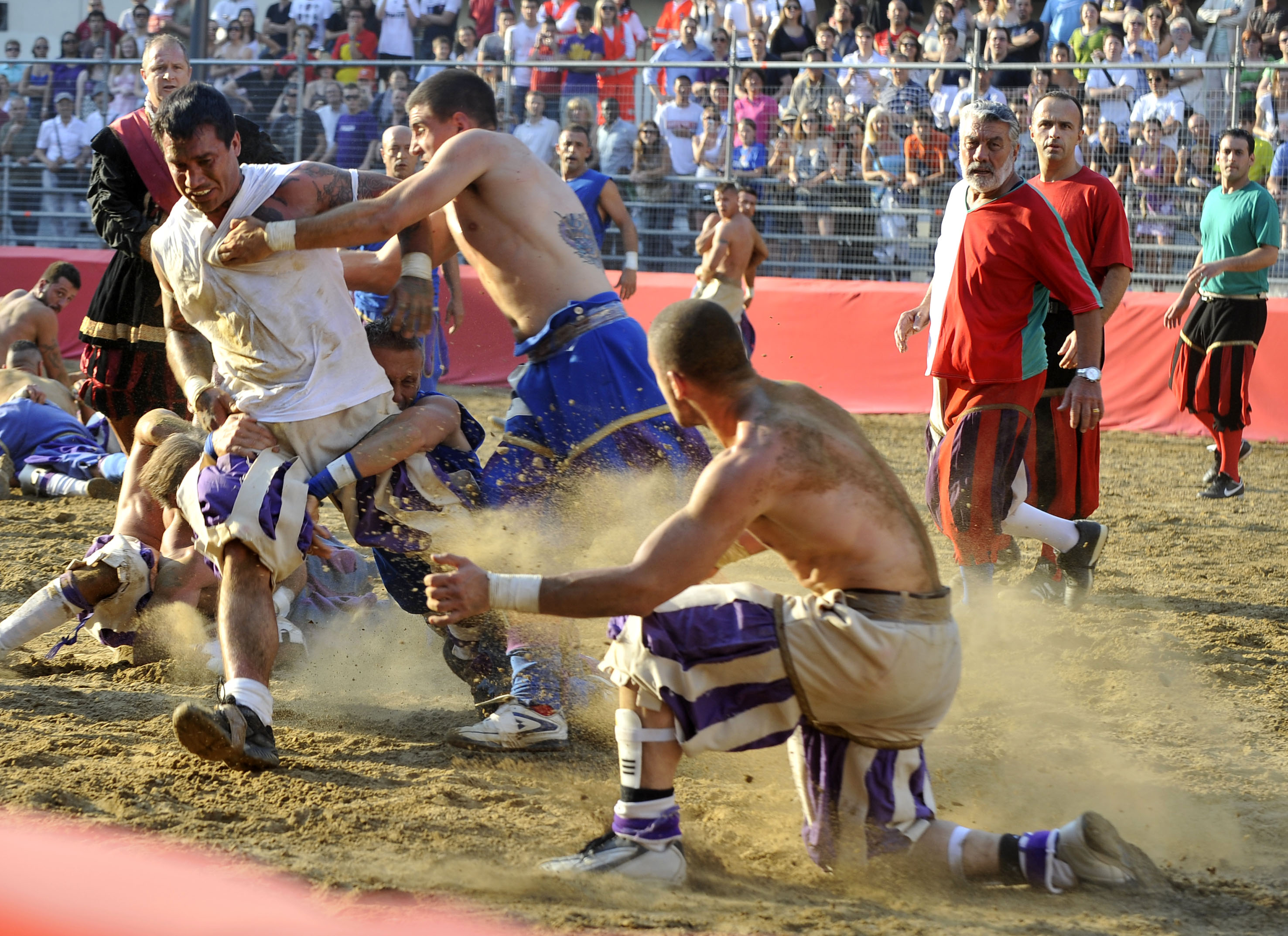 Calcio Storico - połączenie piłki nożnej i rugby