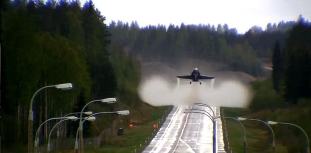 take-off-road-f-18-hornet