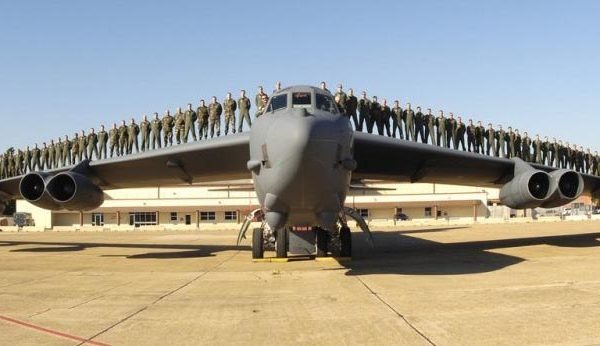 b-52 bombowiec przejdzie modernizację