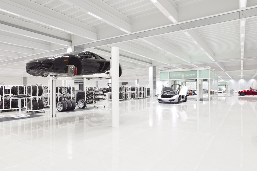 mclaren-production-center-3