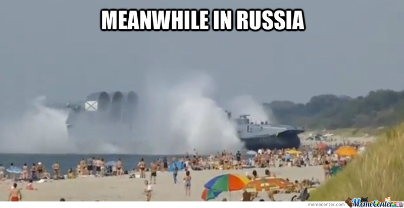 rosyjski poduszkowiec na plazy